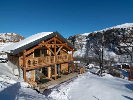 Chalet 5 pièces avec sauna et jardin clos à Valloire : photo 16