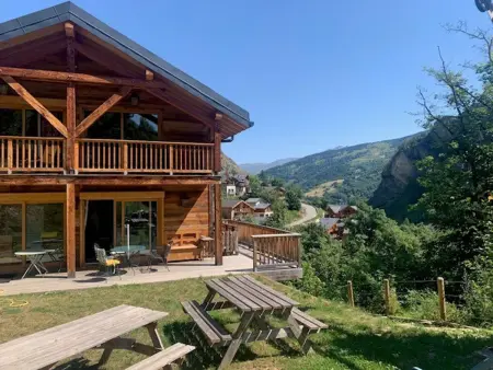 Chalet 5 pièces avec sauna et jardin clos à Valloire : photo 17