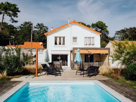 Location maison à Jard sur Mer, Maison indépendante avec jardin, piscine privée chauffée et Wi-Fi, près de la mer à Jard-sur-Mer