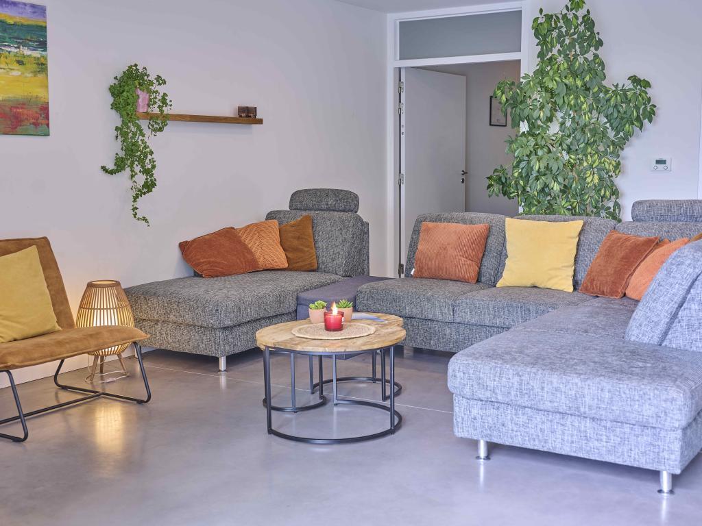 Maison Oscar – 8 pers, piscine privée à Tongeren - Photo 8