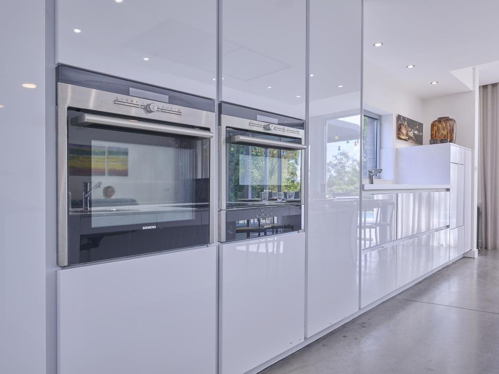 Maison Oscar – 8 pers, piscine privée à Tongeren - Photo 18