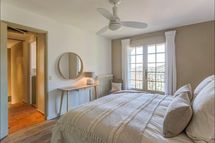Villa Balou à Cavalaire : 5 chambres, piscine et vue mer - Photo 18