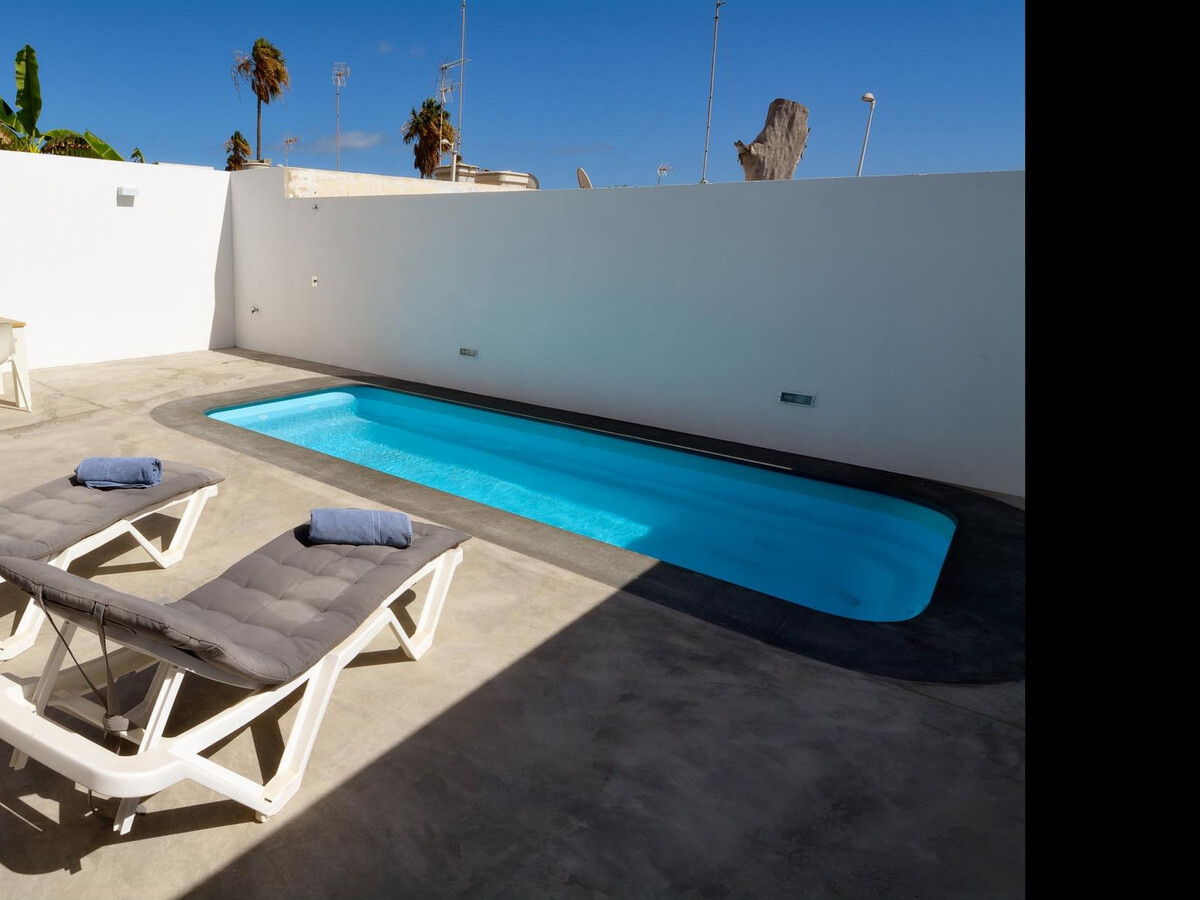Villa Sunrise à Puerto del Carmen, piscine privée - Photo 8
