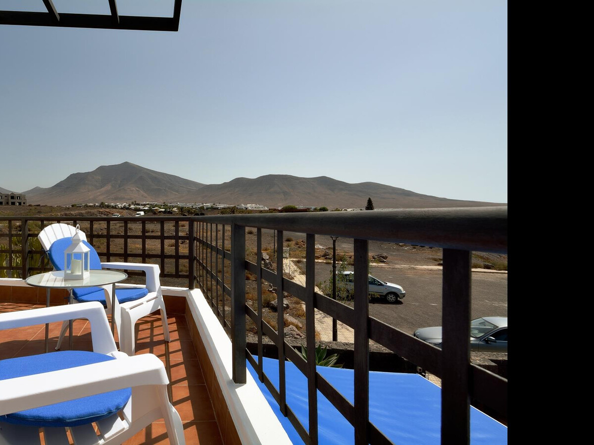 Villa Praia Lanzarote : piscine privée, 2 ch, 3 sdb - Photo 9