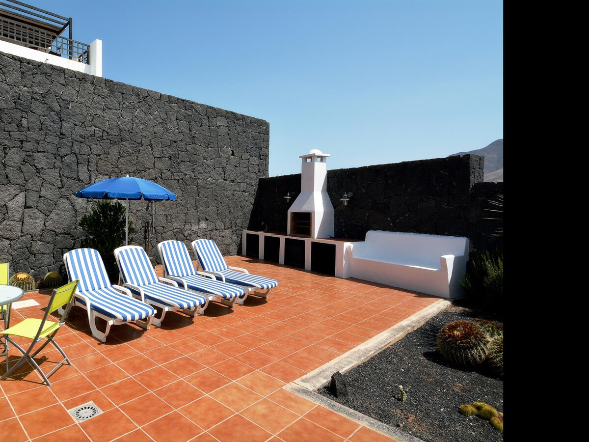 Villa Praia Lanzarote : piscine privée, 2 ch, 3 sdb - Photo 23