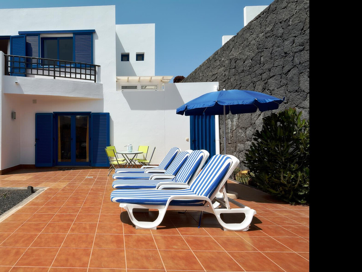 Villa Praia Lanzarote : piscine privée, 2 ch, 3 sdb - Photo 25