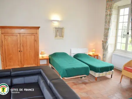 Gîte de Charme pour 15 Pers avec Jardin Privatif, à 12 km de La Roche-Posay - Photo 10