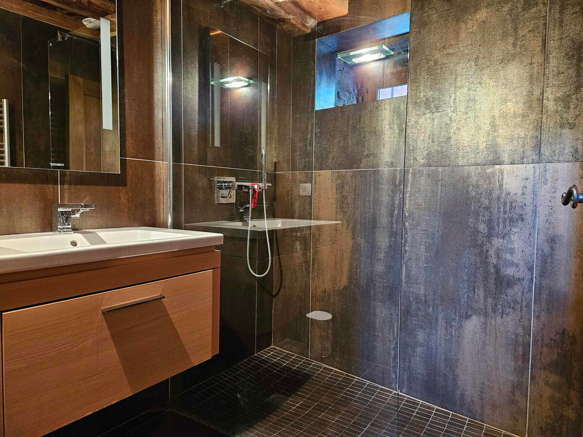Chalet rénové 5 pers, balcon sud-est à Pra-Loup - Photo 9