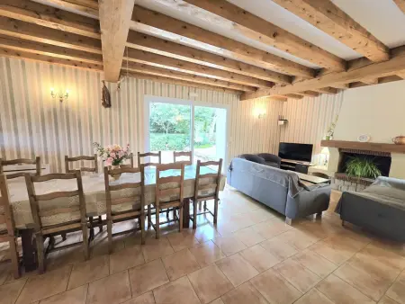 Gîte 5 chambres avec piscine privée, 10 personnes : photo 2