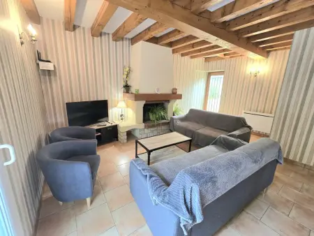 Gîte 5 chambres avec piscine privée, 10 personnes : photo 4