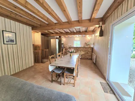 Gîte 5 chambres avec piscine privée, 10 personnes : photo 7