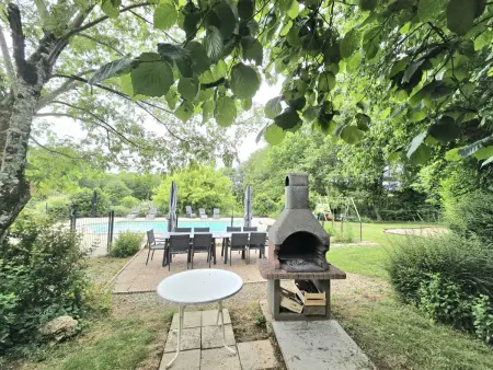Gîte 5 chambres avec piscine privée, 10 personnes : photo 25