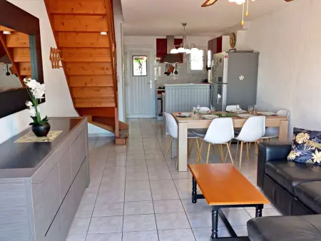 Maison climatisée avec parking et terrasses, 2 chambres, quartier calme - Photo 5