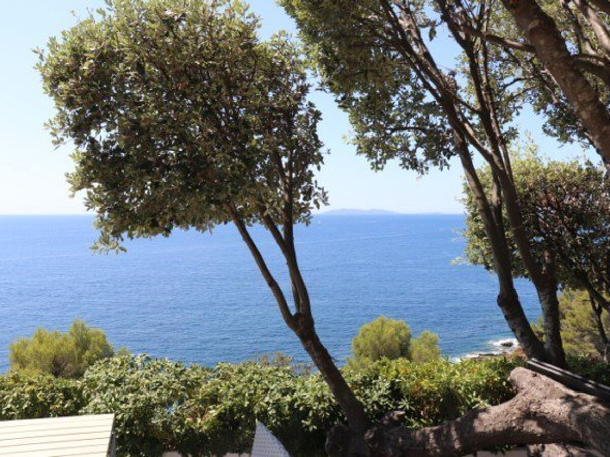 Villa moderne 84 m² avec piscine et vue mer panoramique - Photo 2