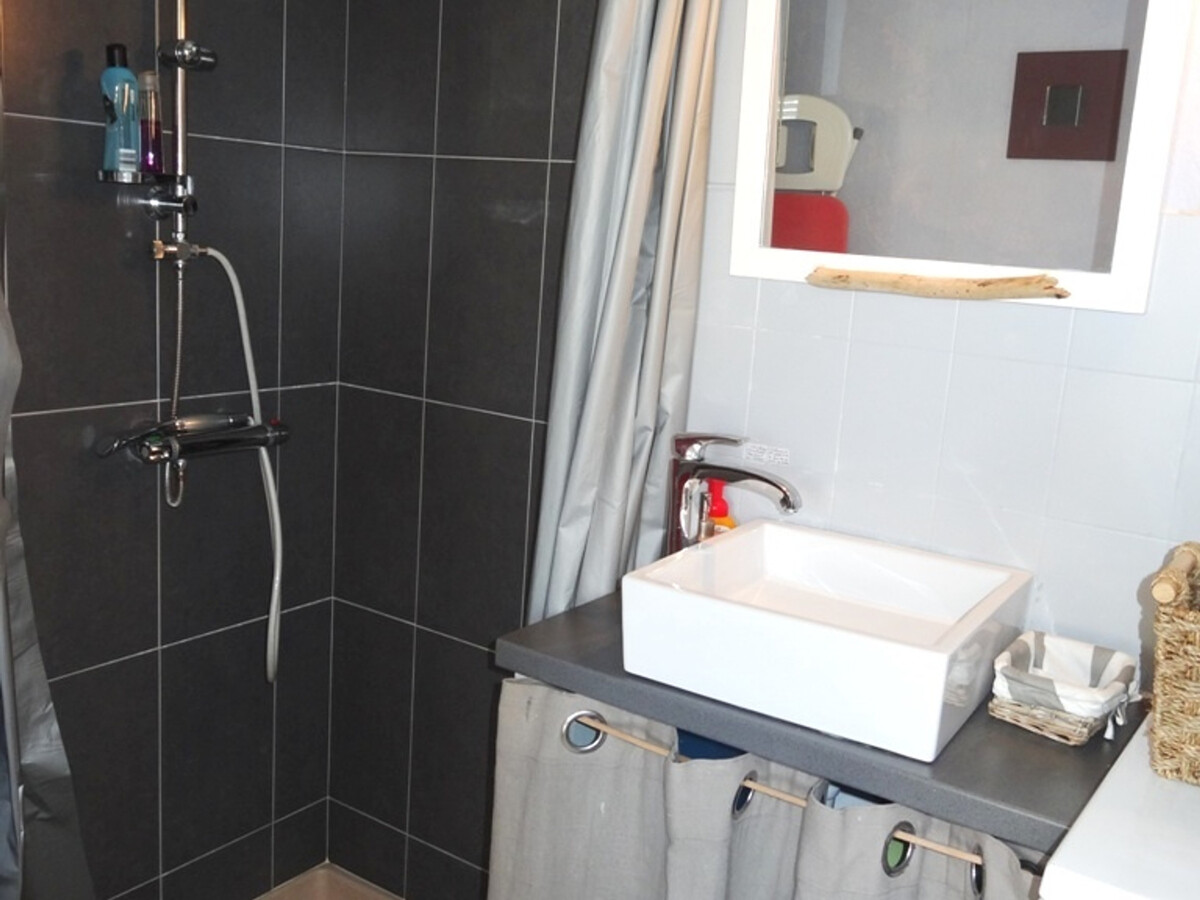 Maisonnette 4 pers. à 200m de la plage, parking privé - Photo 5
