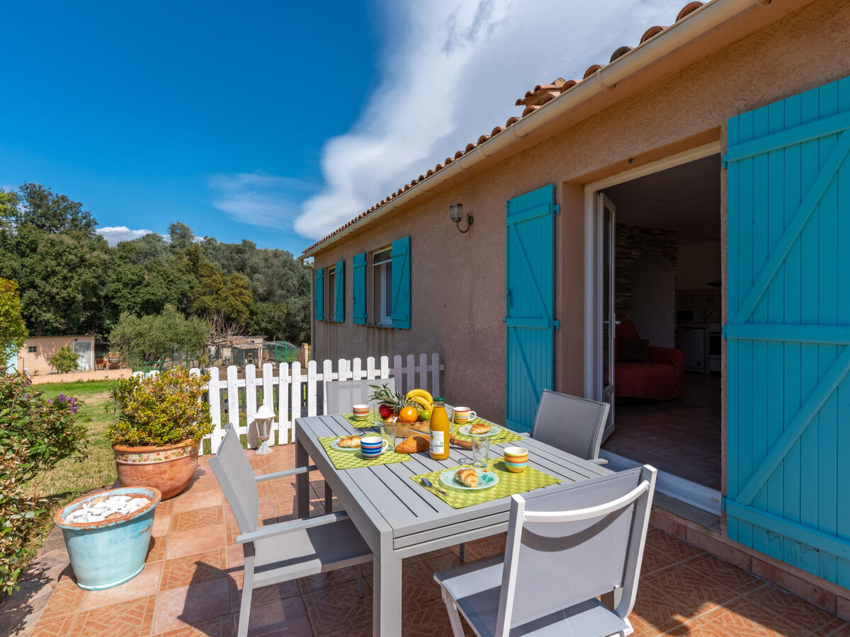 Villa Les Rosiers, 2 chambres avec terrasse à Porto Vecchio - Photo 1