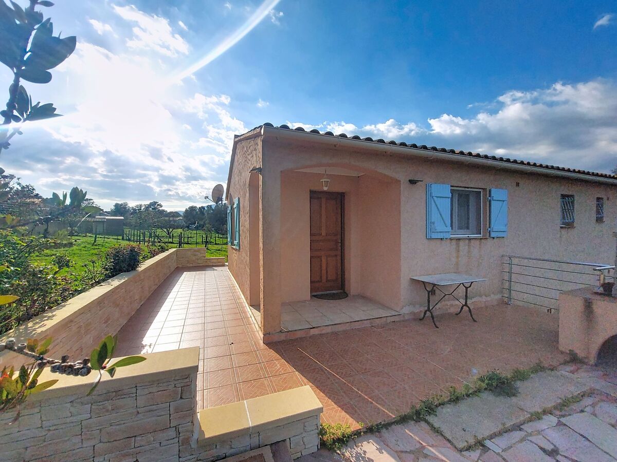 Villa Les Rosiers, 2 chambres avec terrasse à Porto Vecchio - Photo 5