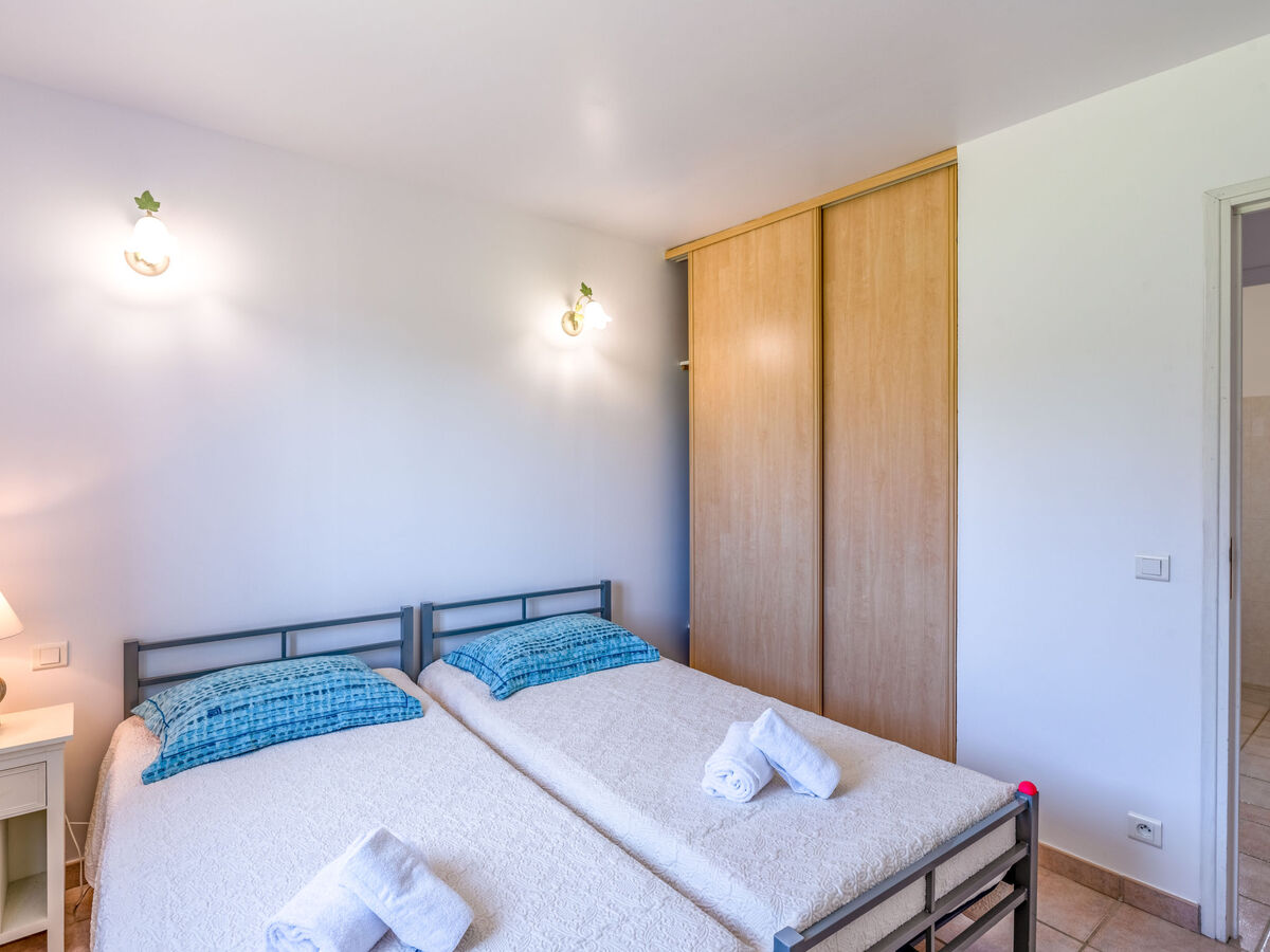Villa Les Rosiers, 2 chambres avec terrasse à Porto Vecchio - Photo 15