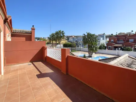 Maison Ni Hao – piscine commune et garage 2 voitures à Calpe : photo 17