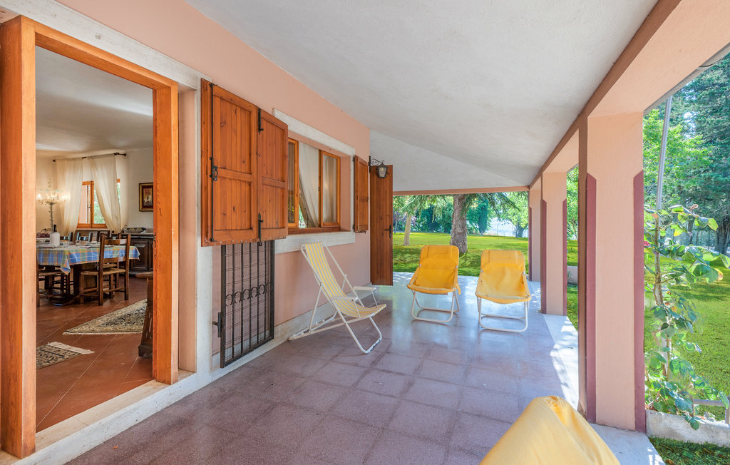 Maison 210 m² avec piscine et jardin de 1800 m² - Photo 11