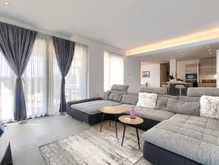 Villa Julia 9 pers. – Piscine chauffée & salle de jeux : photo 6