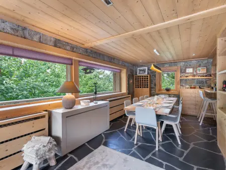 Chalet familial rénové avec sauna près des pistes - Photo 3