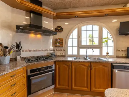 Villa Romulia avec piscine et accès canal à Empuriabrava - Photo 8