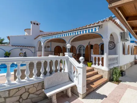 Villa Romulia avec piscine et accès canal à Empuriabrava - Photo 25