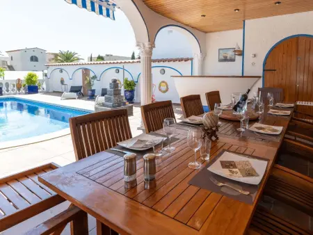 Villa Romulia avec piscine et accès canal à Empuriabrava - Photo 30