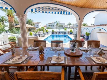 Villa Romulia avec piscine et accès canal à Empuriabrava - Photo 31