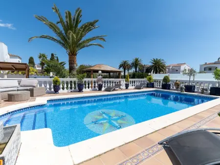 Villa Romulia avec piscine et accès canal à Empuriabrava - Photo 32