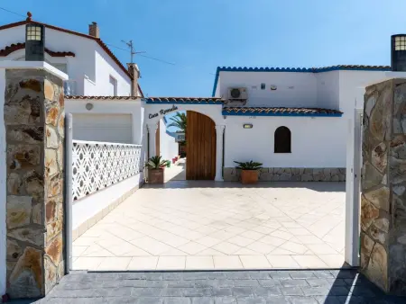 Villa Romulia avec piscine et accès canal à Empuriabrava - Photo 36