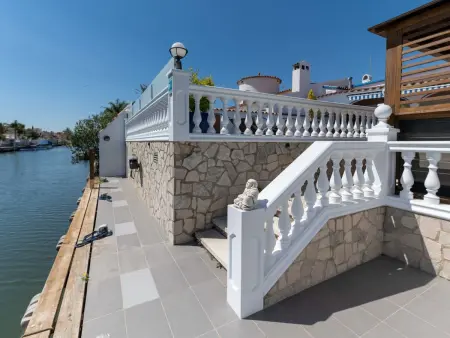 Villa Romulia avec piscine et accès canal à Empuriabrava - Photo 39