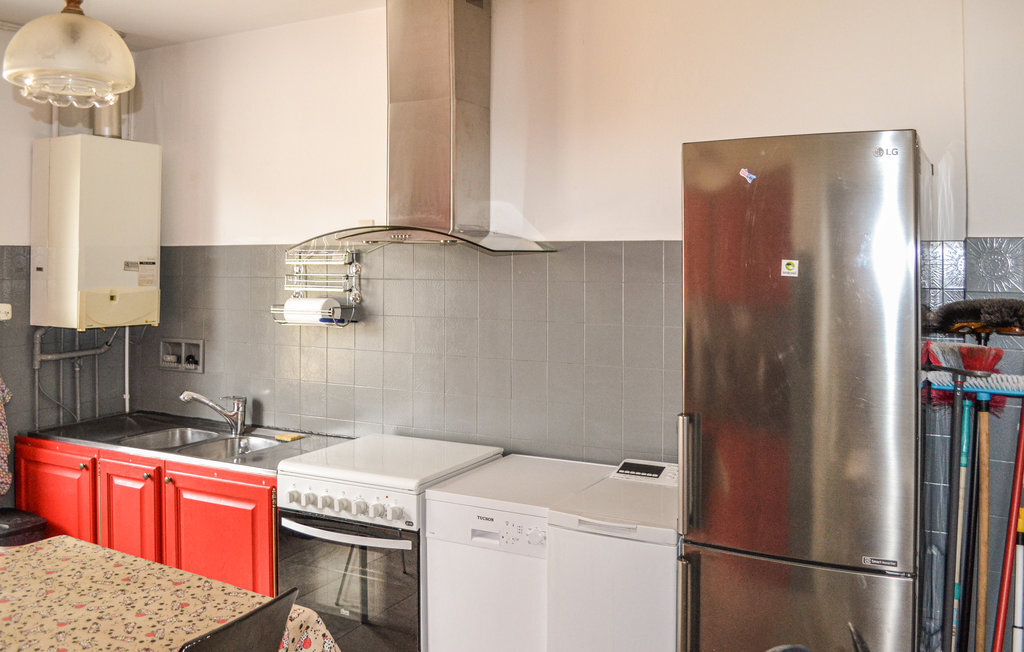 Maison 7 chambres Coutras - 11 pers, jardin clôturé - Photo 16