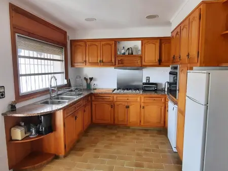 Maison calme avec jardin, 4 chambres, proche plage à Llançà - Photo 5