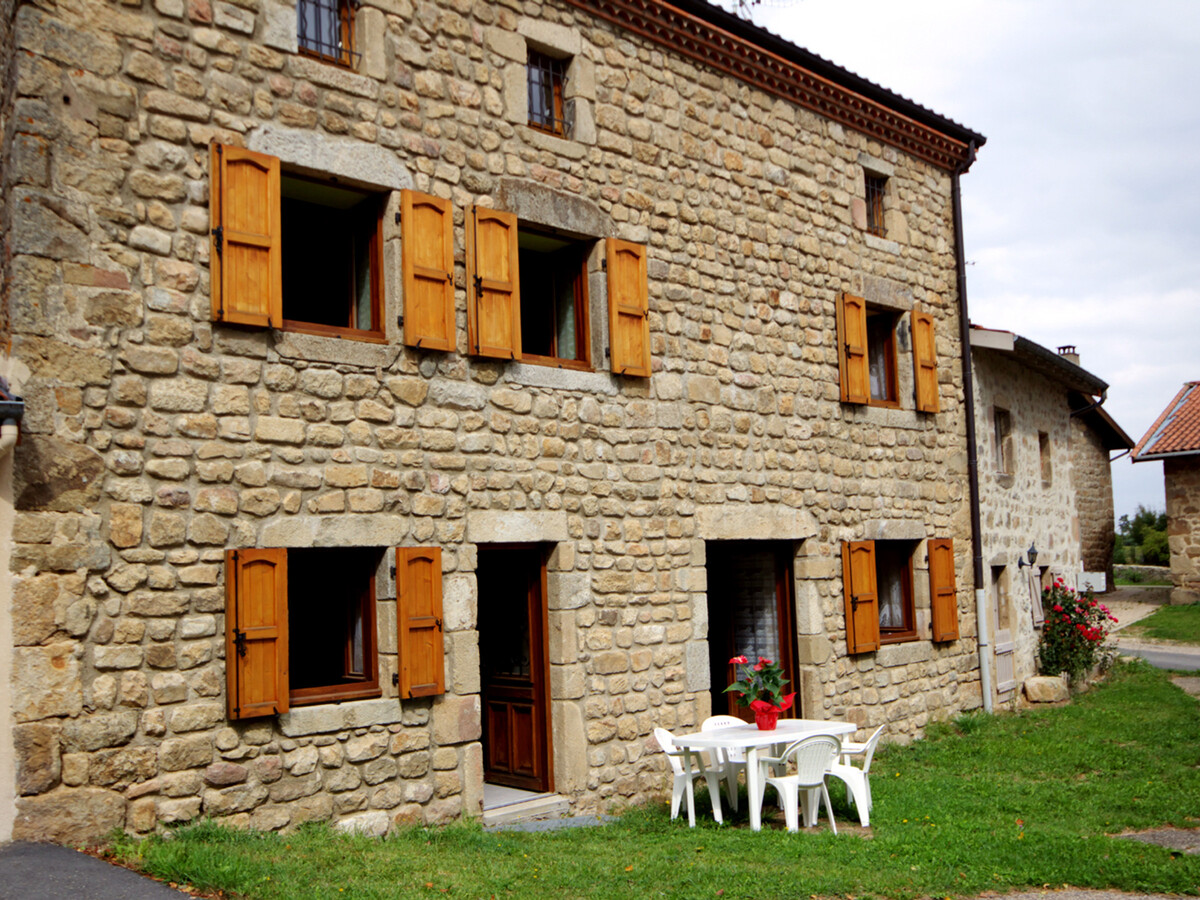 Gîte de Charme en Pierre, 143 m², Poêle à Bois, 2000 m² - Photo 1