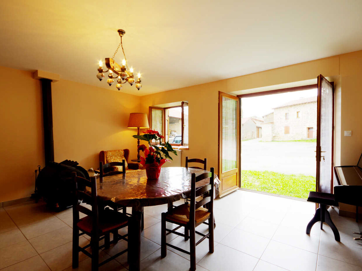 Gîte de Charme en Pierre, 143 m², Poêle à Bois, 2000 m² - Photo 8