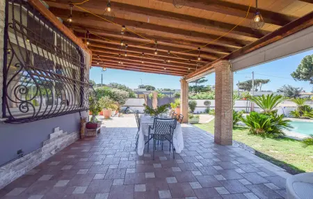 Villa avec piscine privée à Anzio, 700m de la plage : photo 16