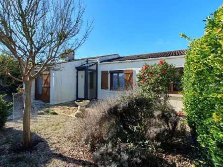 Location maison à L'Aiguillon sur Mer, Maison confortable et spacieuse pour 6 pers., animaux sur demande
