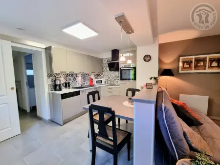 Location gite à Preux au Bois, Gîte tout inclus avec jardin clos, terrasse privative, proche forêt et randonnées, 1 chambre, 1 canapé-lit