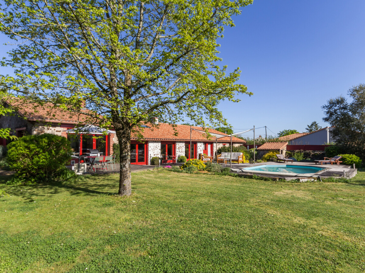 Gîte 7 pers. piscine naturelle et bassin Koï, campagne Nantes - Photo 1