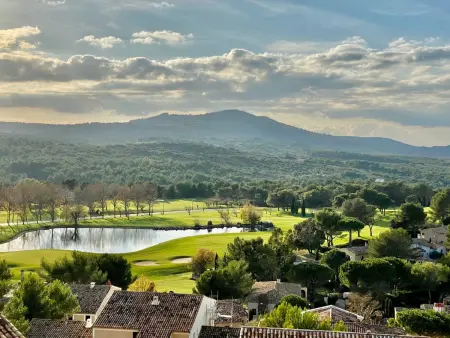 Maison de Vacances en Provence avec Piscine, Golf à Proximité, Fibre et Linge Haut de Gamme - Photo 9
