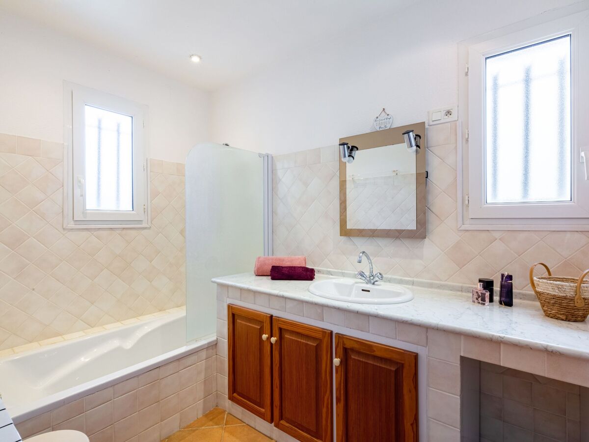 Villa Les 4 B – Maison 8 pers. piscine à Sainte Maxime - Photo 14