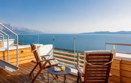 Location maison à Omis