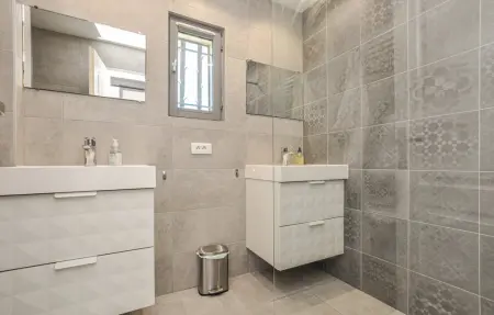 Location Maison 8 personnes à Saint Laurent du Var - Photo 37
