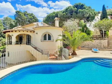 Location villa à Moravit, Villa avec piscine privée à Moraira, 2 chambres, proche plage et commerces