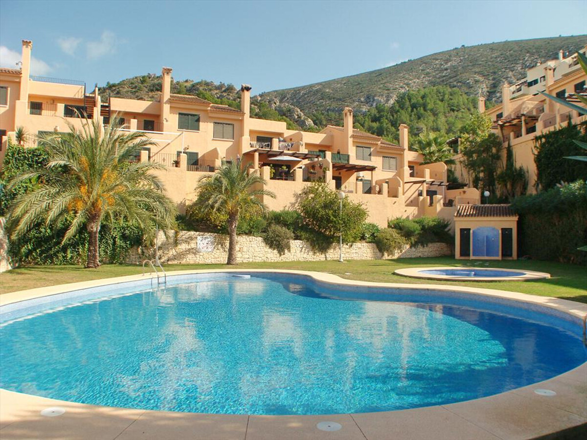 Maison 3 chambres piscine et jardin à Moraira - Photo 1