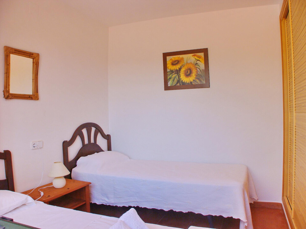 Maison 3 chambres piscine et jardin à Moraira - Photo 11