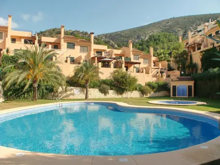 Location maison à Moraira, Charmant bungalow avec piscine et jardin privé à Benitachell, Costa Blanca