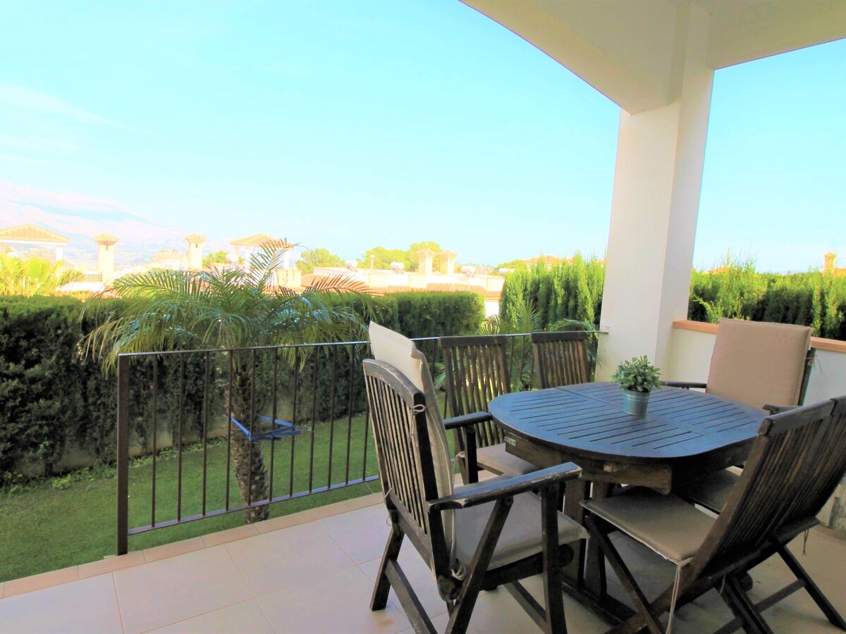 Maison Flor de Ponoig – vue montagnes, piscine à Polop - Photo 5